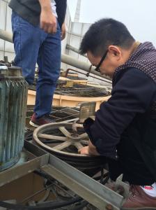 南充市报业大厦中央空调维保冷媒压缩机维修